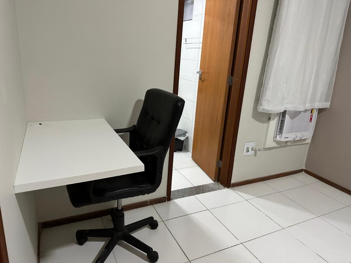 Apartamento 02 Quartos, A 200 Metros Da De Pajucara